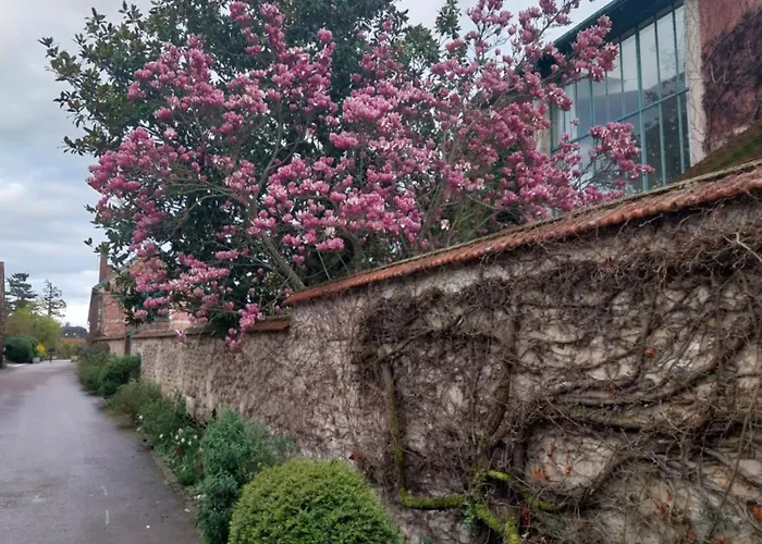 Le Prieuré Reposant 3* Limetz